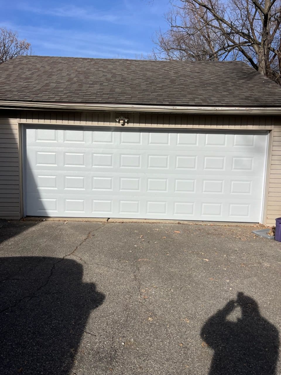 Stylish Garage Door Replacement in Warren image